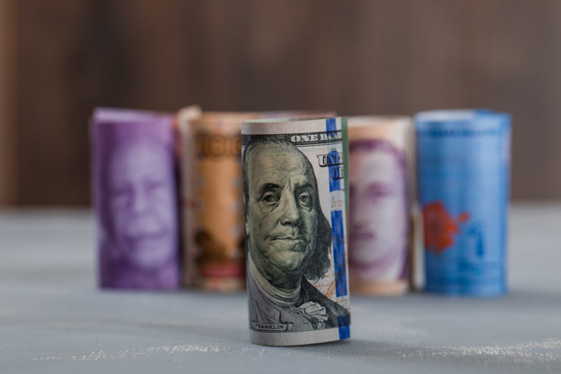Banking & Finance
